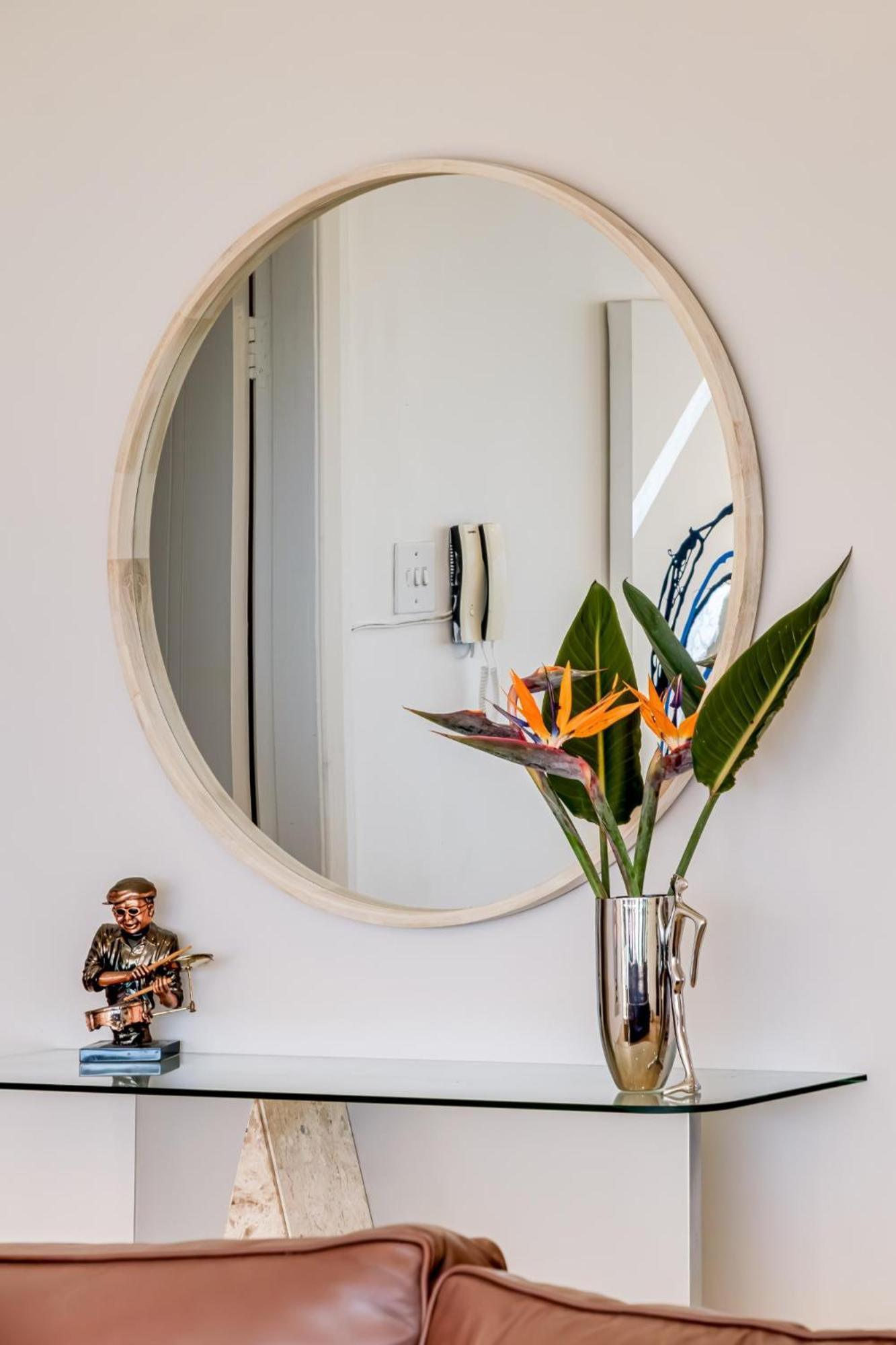 Charming 6-br Camps Bay 2 Pools And Sea Views * Cape Town