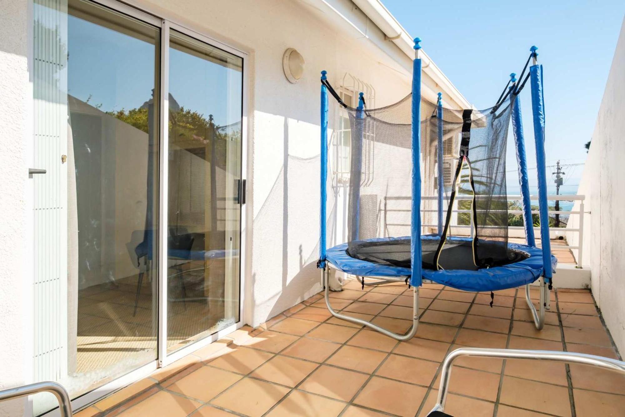 Holiday home Charming 6-br Camps Bay 2 Pools And Sea Views *